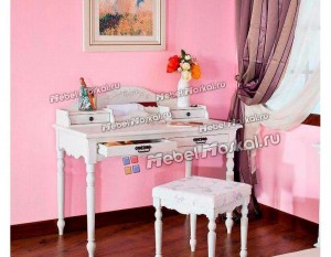 Туалетный столик "Ария"  Туалетный столик "Ария"